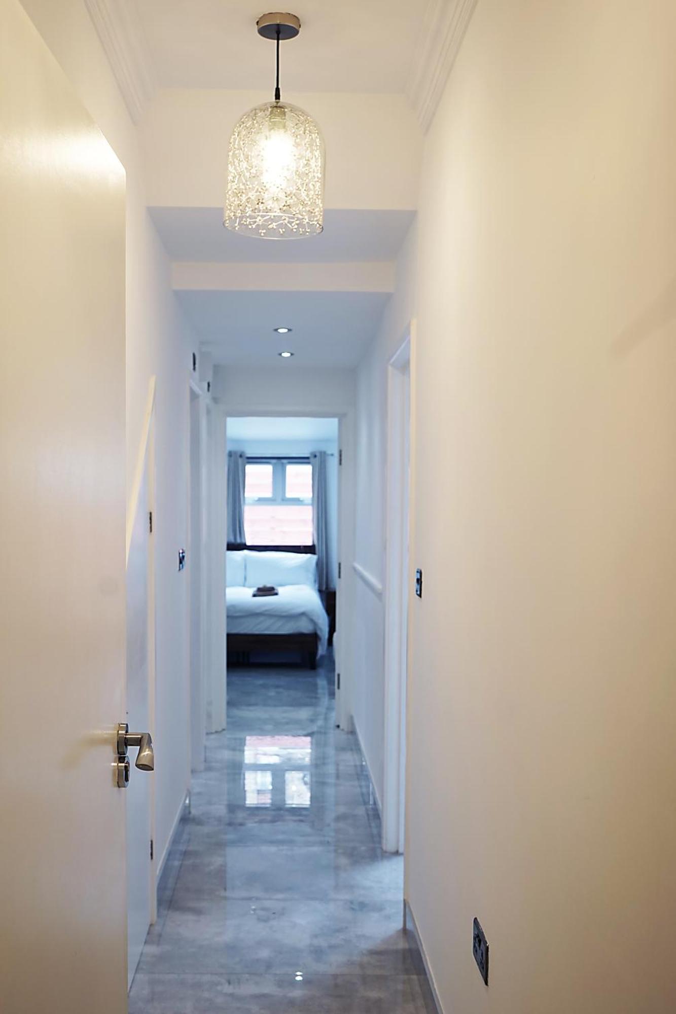 Villa Luxury London House Sleeps 13, 2 Minutes To Metro Exterior foto